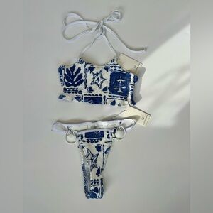 Cleonie Blue and White Set